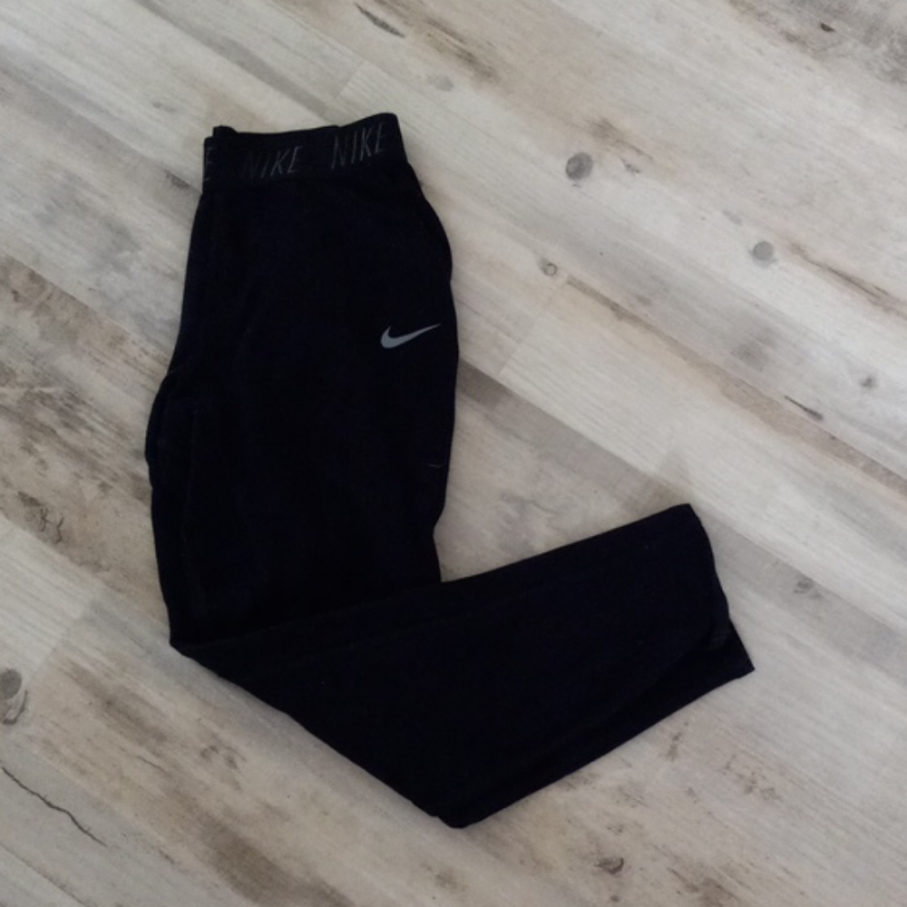 Nike sweatpants size s.